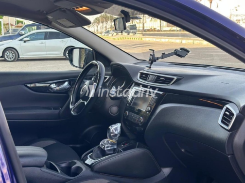 Nissan Qashqai 2021 Blue Automatic Used for Sale in Hadayek October - 1