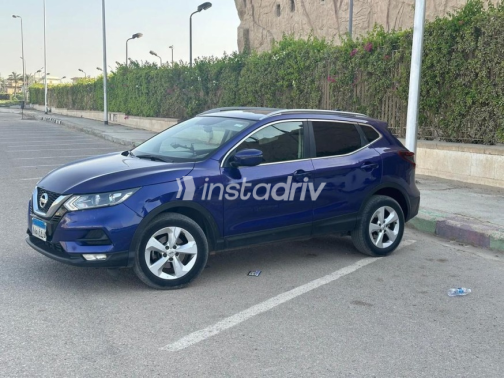 Nissan Qashqai 2021 Blue Automatic Used for Sale in Hadayek October - 2