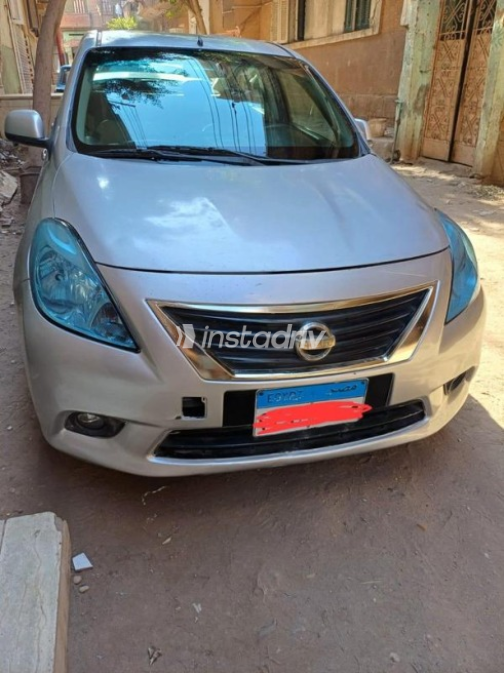 Nissan Sunny 2013 Silver Automatic Used for Sale in Ashmoun - 2