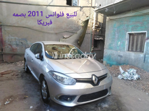 Renault Fluence 2011 Silver Automatic Used for Sale in Cairo - 1