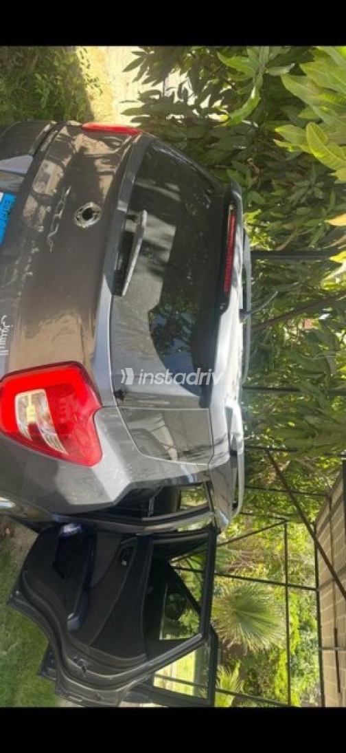 Ssang Yong Tivoli XLV 2017 Mocha Automatic Used for Sale in El Mahalla - 2