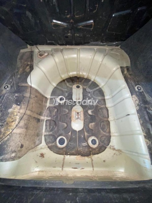 Daewoo Nubira 2 1999 Gold Automatic Used for Sale in Faqous - 5