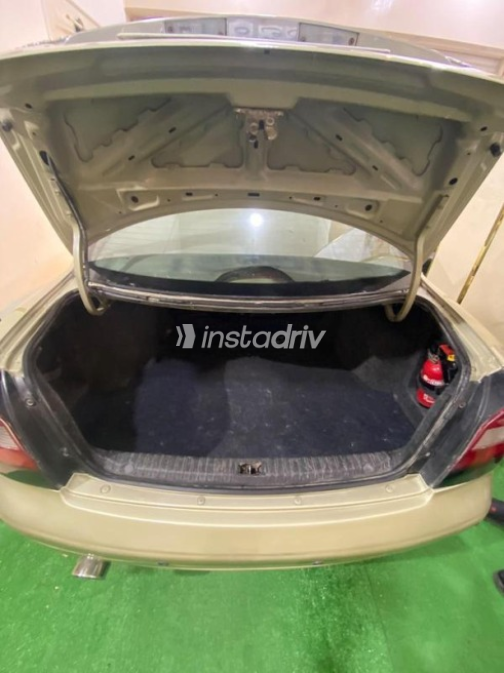 Daewoo Nubira 2 1999 Gold Automatic Used for Sale in Faqous - 6