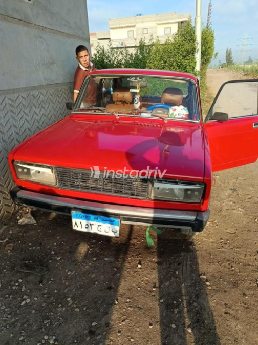 Lada 2105 1995 Red Automatic Used for Sale in Alexandria - 1