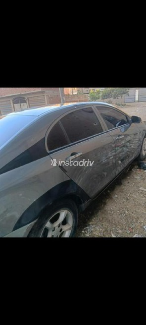Geely Emgrand 7 2015 Gray Manual Used for Sale in Badr City - 7