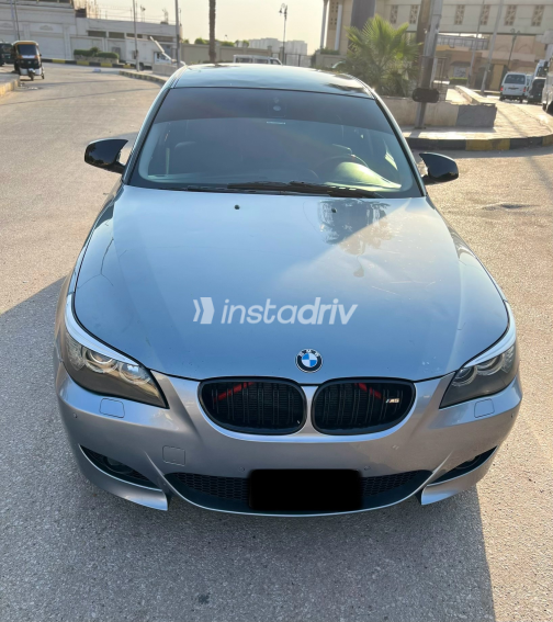 BMW 523 2009 White Automatic Used for Sale in Greater Cairo ( Cairo + Giza) - 1
