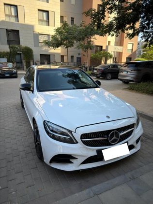 مرسيدس C 200 AMG 2020 أبيض أوتوماتيك مستعملة للبيع في القاهرة