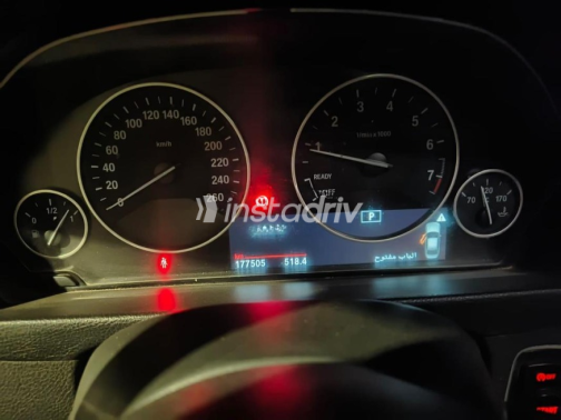 بي ام دبليو 318 2019 أبيض أوتوماتيك مستعملة للبيع في مدينتى - 6