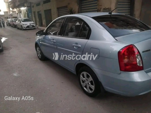 Hyundai Accent 2010 Cyan Automatic Used for Sale in Cairo - 5