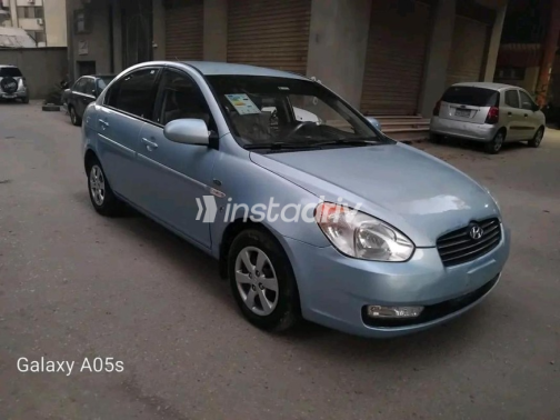 Hyundai Accent 2010 Cyan Automatic Used for Sale in Cairo - 8