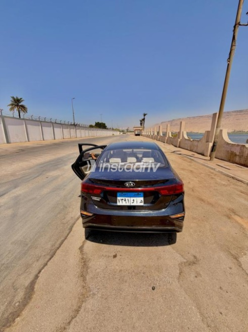 Kia Cerato 2020 Blue Automatic Used for Sale in Sohag - 8
