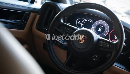 Porsche Cayenne 2025 Black Automatic Used for Sale in Cairo - 3