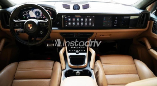 Porsche Cayenne 2025 Black Automatic Used for Sale in Cairo - 7