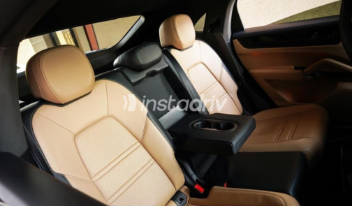 Porsche Cayenne 2025 Black Automatic Used for Sale in Cairo - 8