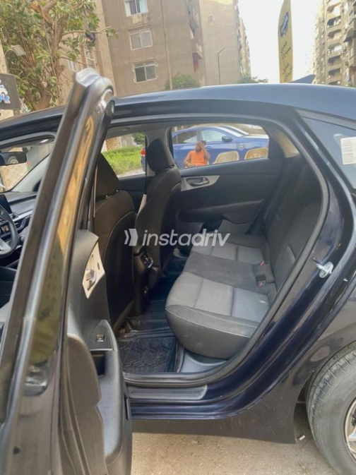 Kia Cerato 2022 Dark Blue Automatic Used for Sale in Heliopolis - 9