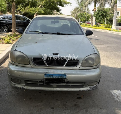 Daewoo Lanos 1999 Silver Manual Used for Sale in Cairo - 1