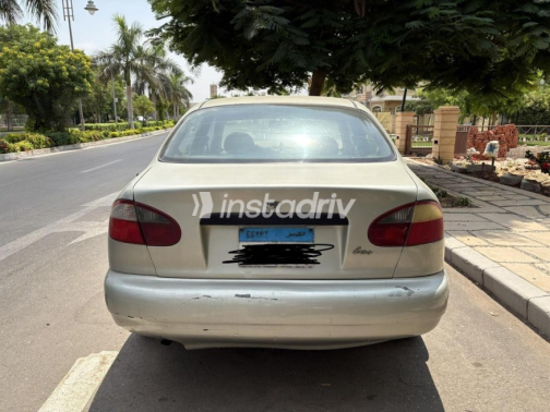 Daewoo Lanos 1999 Silver Manual Used for Sale in Cairo - 2