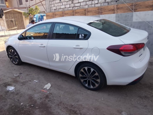 Kia Cerato 2018 White Automatic Used for Sale in Dakahlia - 2