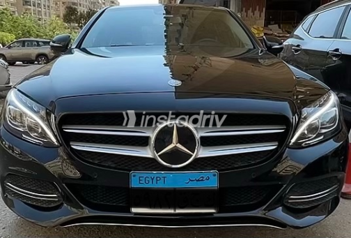 Mercedes C 180 2015 Black Automatic Used for Sale in Greater Cairo ( Cairo + Giza) - 3