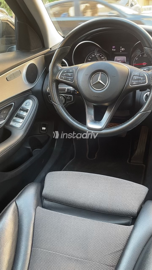 Mercedes C 180 2015 Black Automatic Used for Sale in Greater Cairo ( Cairo + Giza) - 9