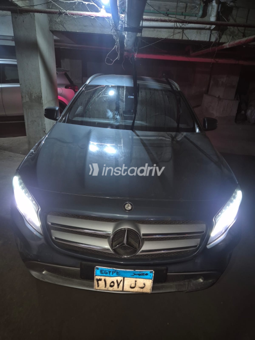 مرسيدس GLA 200 2015 أبيض أوتوماتيك مستعملة للبيع في القاهرة الكبرى ( القاهرة - الجيزة) - 4