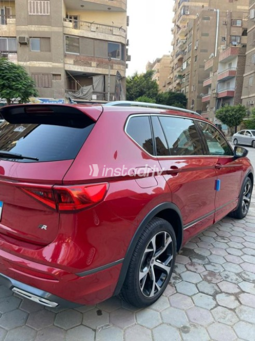 Seat Tarraco 2022 Dark Red Automatic Used for Sale in Nasr city - 2