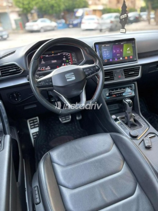 Seat Tarraco 2022 Dark Red Automatic Used for Sale in Nasr city - 7