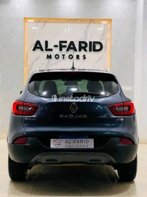 رينو كادجار 2019 رمادي غامق أوتوماتيك مستعملة للبيع في القاهرة الكبرى ( القاهرة - الجيزة) - 3