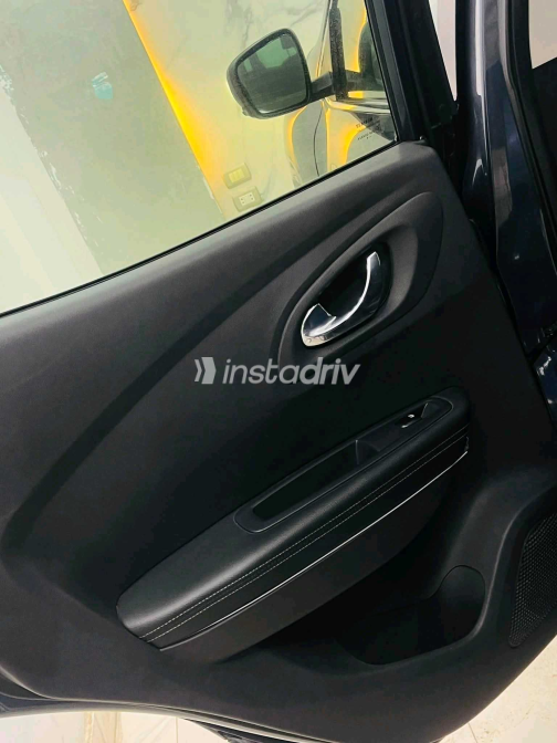 رينو كادجار 2019 رمادي غامق أوتوماتيك مستعملة للبيع في القاهرة الكبرى ( القاهرة - الجيزة) - 10