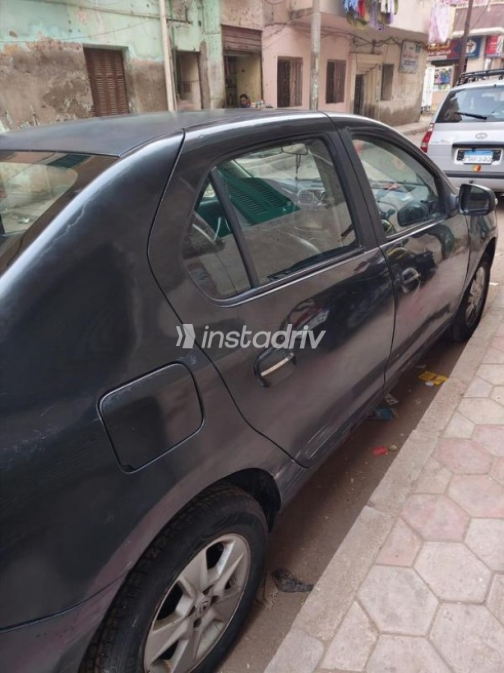 Renault Logan 2015 Black Automatic Used for Sale in El Minya - 7