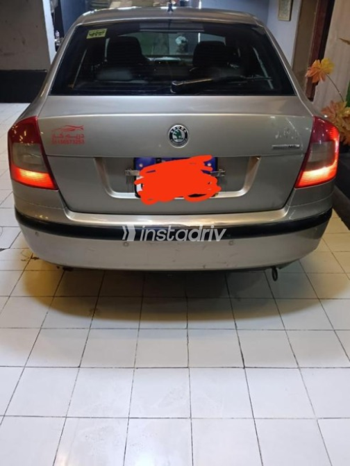 Skoda Octavia A5 2008 Gold Automatic Used for Sale in Cairo - 2