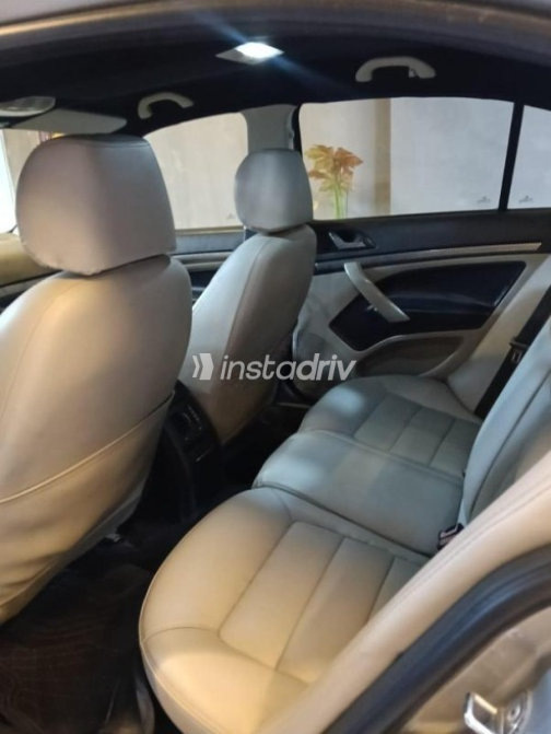 Skoda Octavia A5 2008 Gold Automatic Used for Sale in Cairo - 7