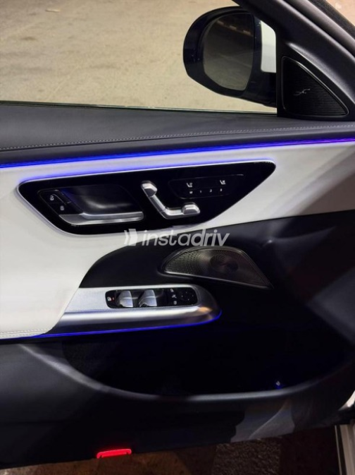مرسيدس E 200 2024 أبيض أوتوماتيك مستعملة للبيع في القاهرة - 5