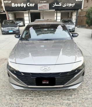 Hyundai Elantra 2021 Gray Automatic Used for Sale in Maadi