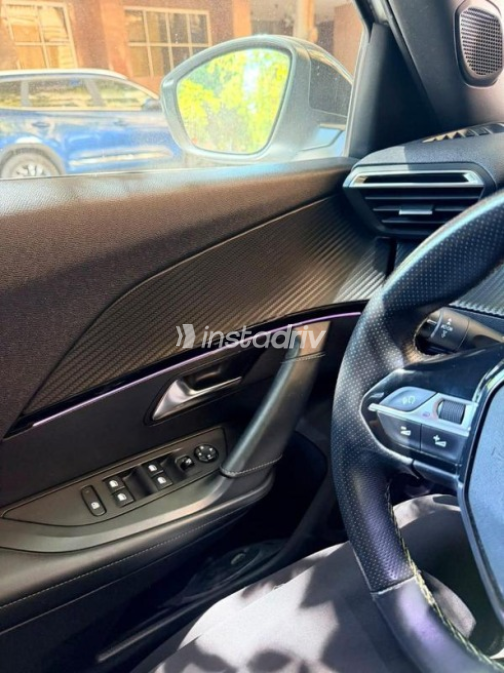 Peugeot 2008 2021 White Automatic Used for Sale in Cairo - 3