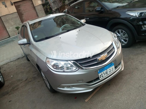 Chevrolet Optra 2022 Silver Automatic Used for Sale in Cairo - 2