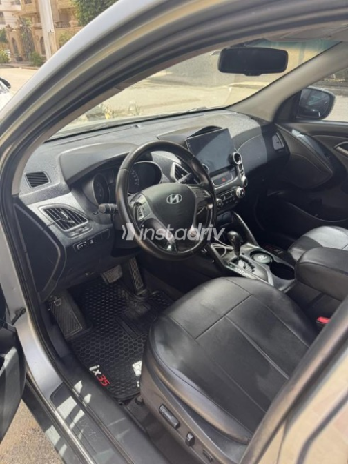 Hyundai IX 35 2010 Gray Automatic Used for Sale in Obour City - 5