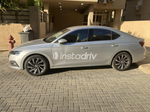 سكودا اوكتافيا A8 2024 رمادي أوتوماتيك مستعملة للبيع في مدينة نصر - 2