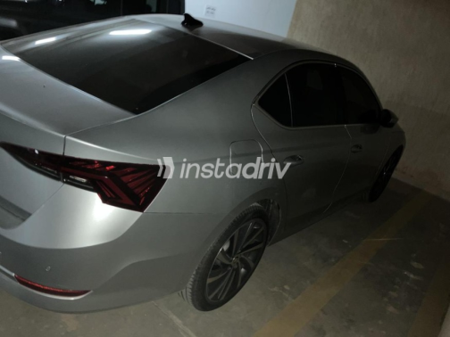 سكودا اوكتافيا A8 2024 رمادي أوتوماتيك مستعملة للبيع في مدينة نصر - 3