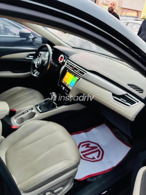 ام جى 5 2023 أسود CVT مستعملة للبيع في القاهرة الكبرى ( القاهرة - الجيزة) - 3