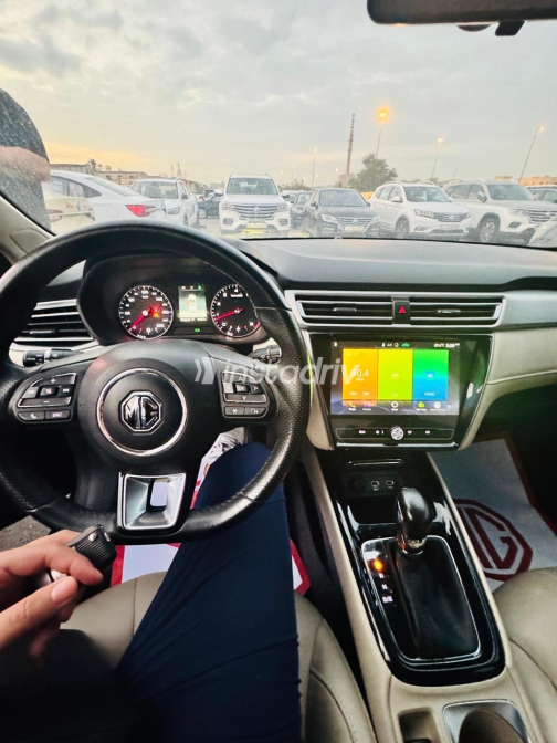 ام جى 5 2023 أسود CVT مستعملة للبيع في القاهرة الكبرى ( القاهرة - الجيزة) - 5