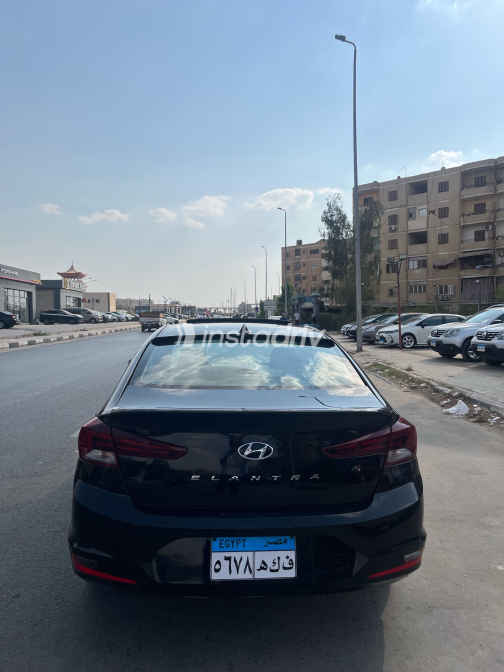 Hyundai Accent 2020 Black Automatic Used for Sale in Greater Cairo ( Cairo + Giza) - 5