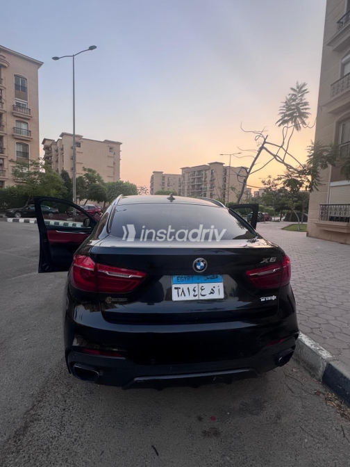 بي ام دبليو X6 2019 أسود أوتوماتيك مستعملة للبيع في القاهرة الكبرى ( القاهرة - الجيزة) - 4