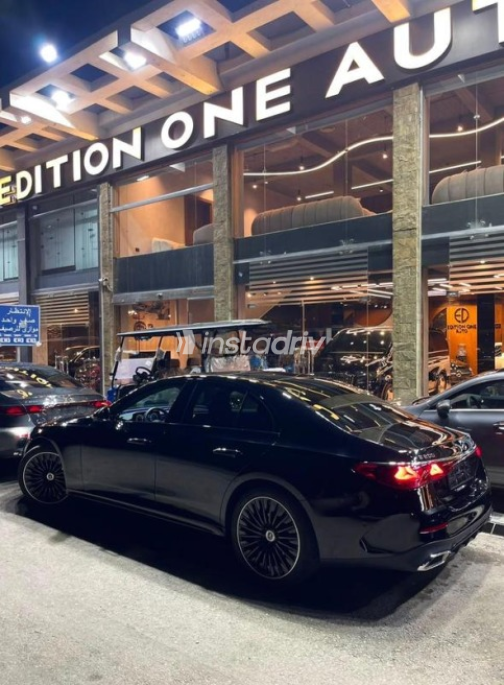 Mercedes E 200 2026 Black Automatic Used for Sale in Nasr city - 3