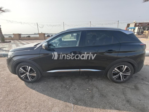 Peugeot 3008 2019 Black Automatic Used for Sale in Cairo - 4