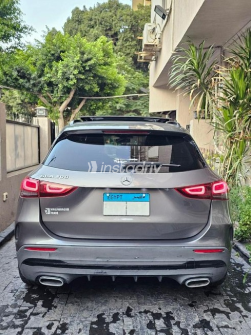 Mercedes GLA 200 2021 Gray Automatic Used for Sale in Heliopolis - 4