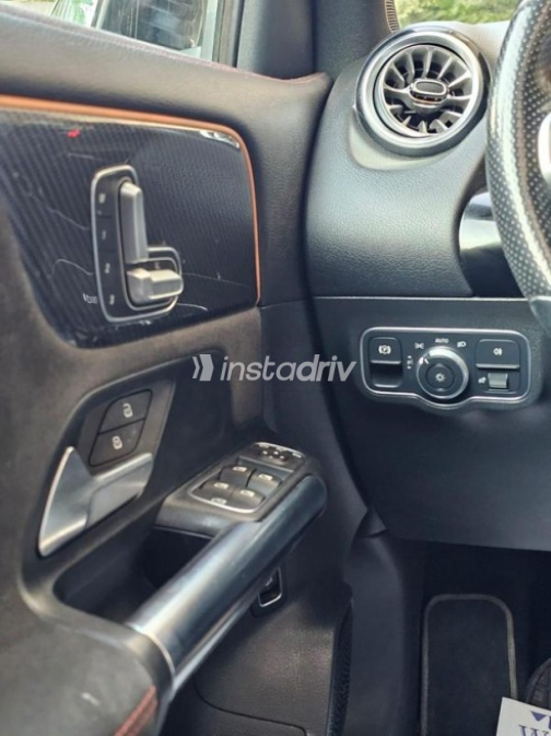 Mercedes GLA 200 2021 Gray Automatic Used for Sale in Heliopolis - 9