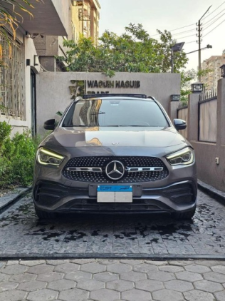 Mercedes GLA 200 2021 Gray Automatic Used for Sale in Heliopolis