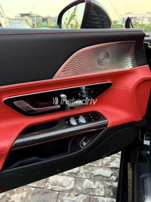 Mercedes SL Class 2023 Black Automatic Used for Sale in Cairo - 2