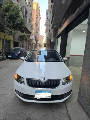 سكودا اوكتافيا A7 2016 أبيض أوتوماتيك مستعملة للبيع في المنصورة